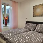 Spoon Apartment Prague