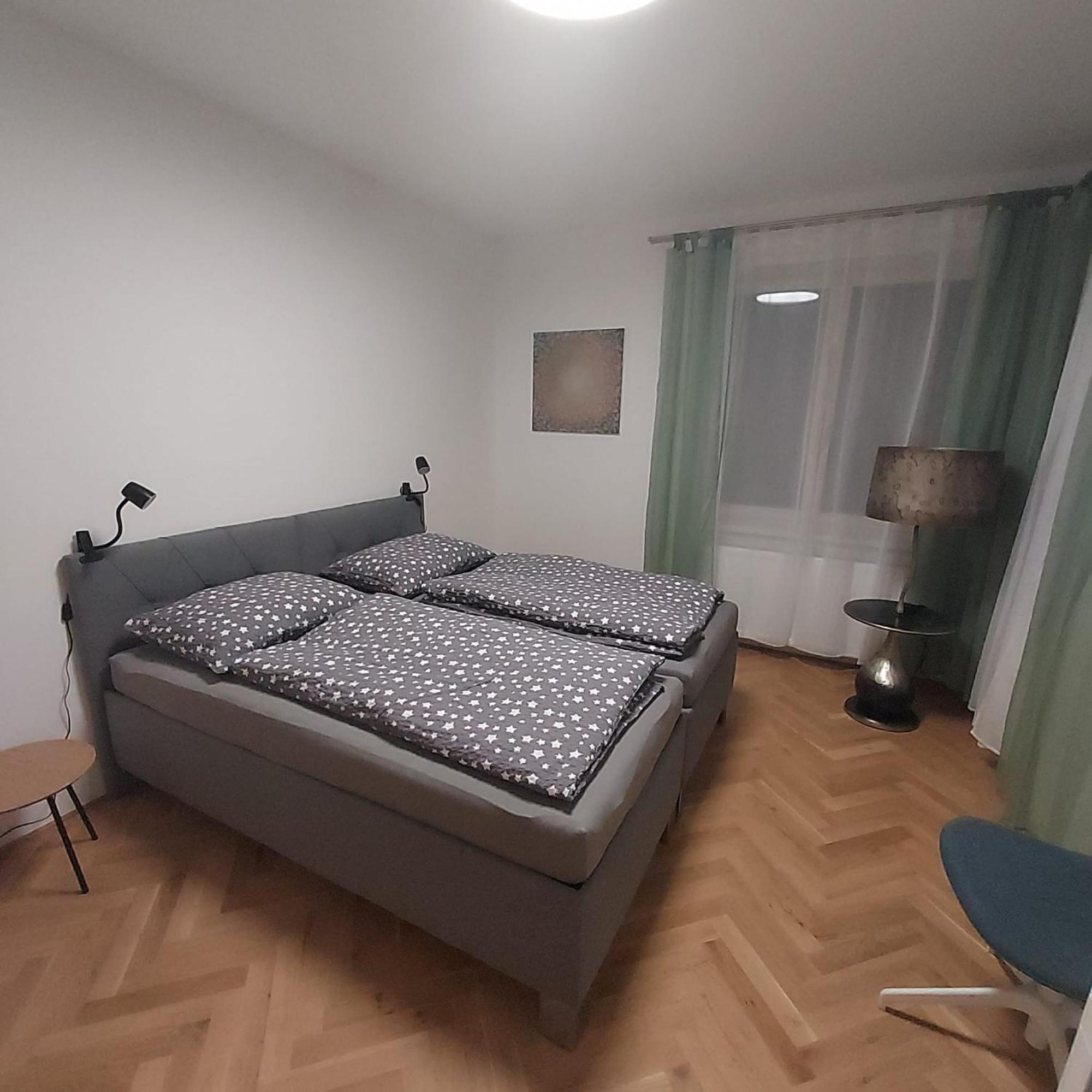Spoon Apartment