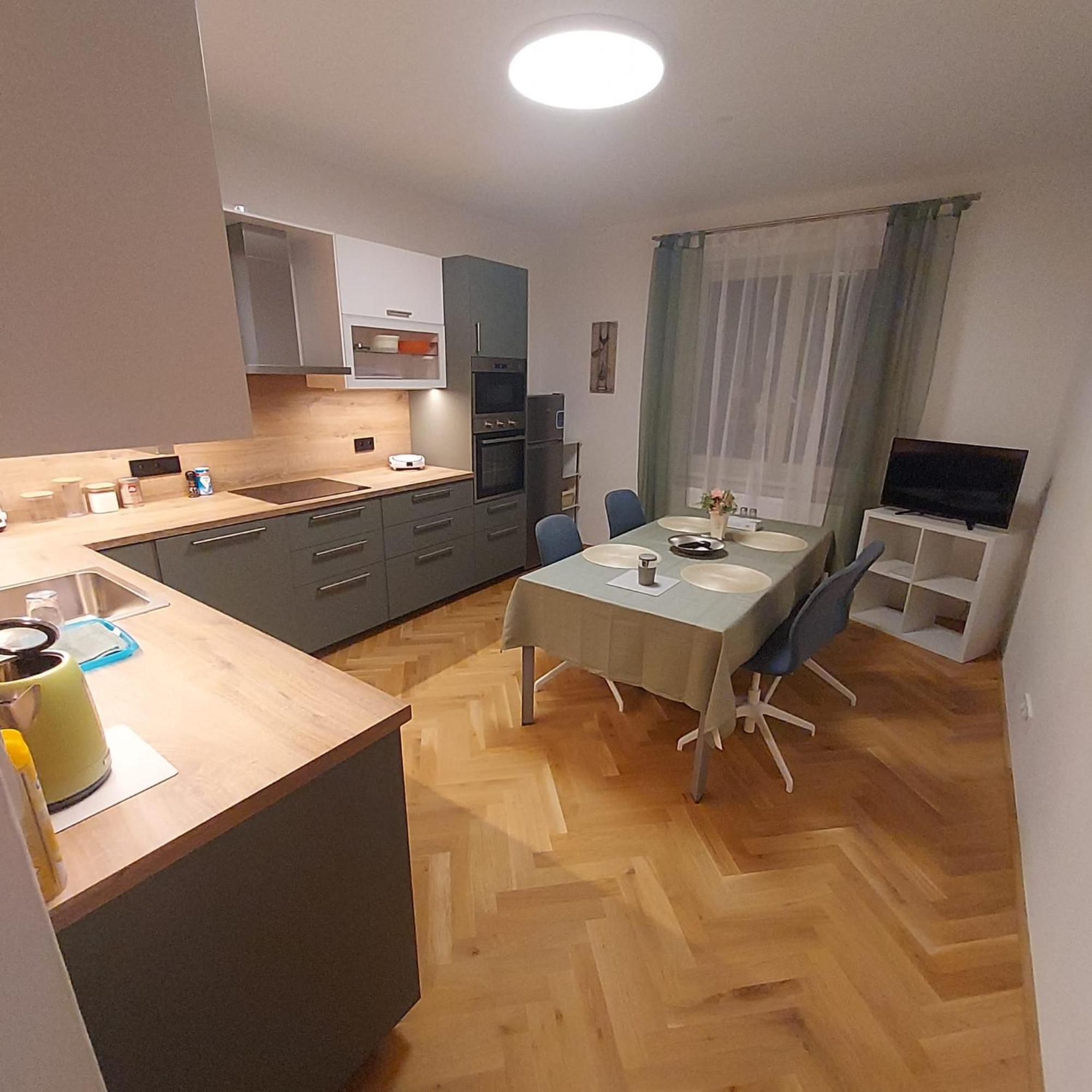 Spoon Apartment *